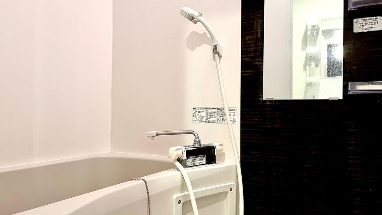 5963 Hotel Higashi Ikebukuro Tokyo Bagian luar foto