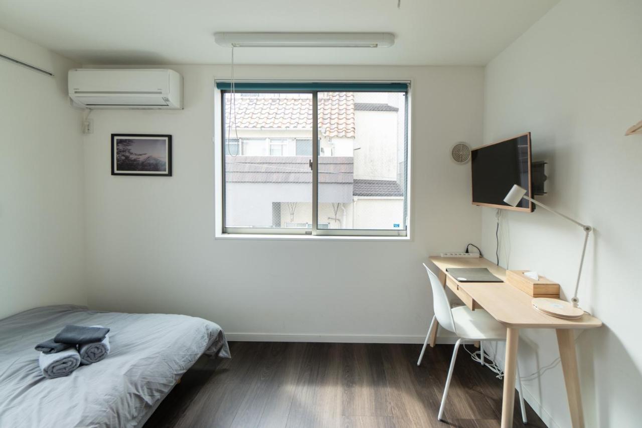 5963 Hotel Higashi Ikebukuro Tokyo Bagian luar foto